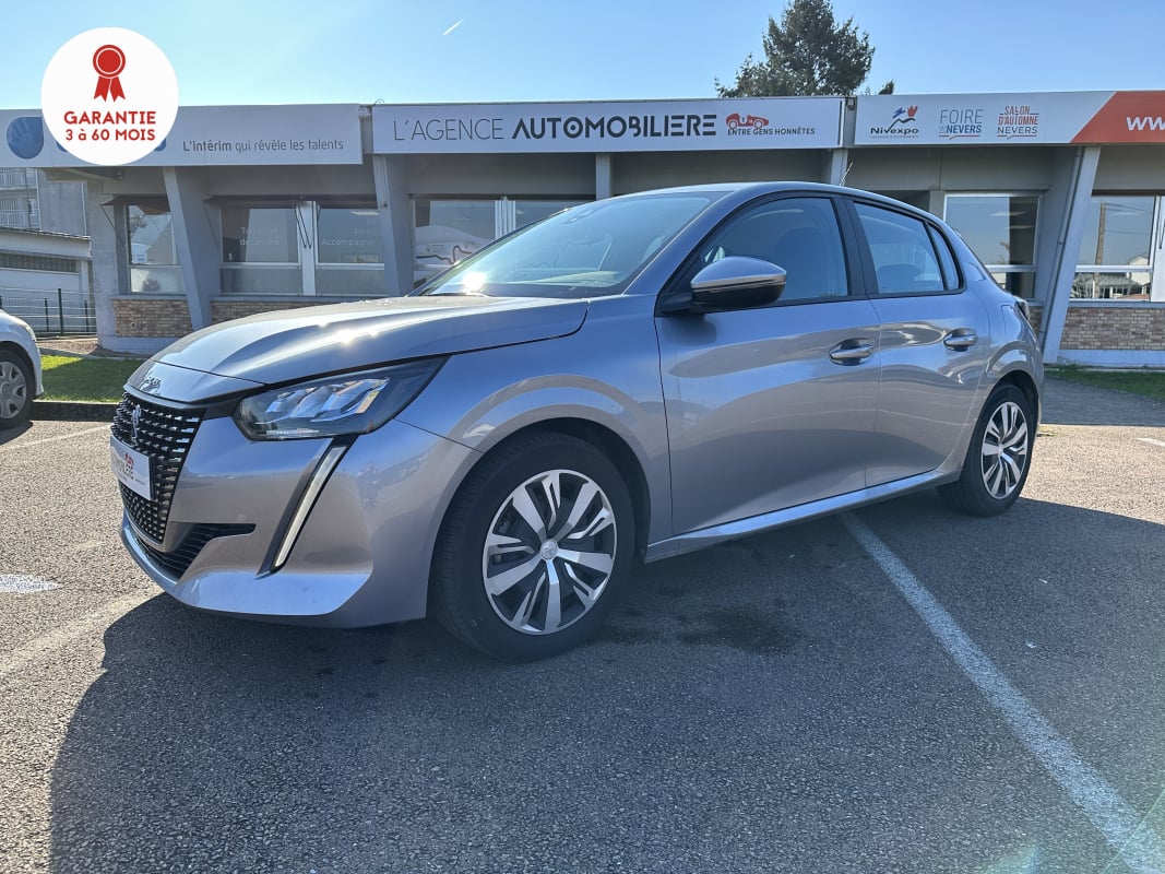 Peugeot 208 1,2 puretech 100 ACTIVE /Visio Park 1/Navigation 3D — 1