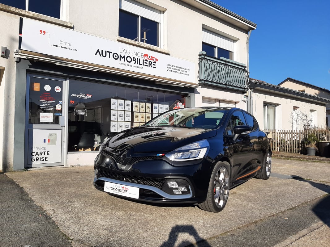 Renault Clio IV RS 1.6 200 ch Nombreuses options — 1