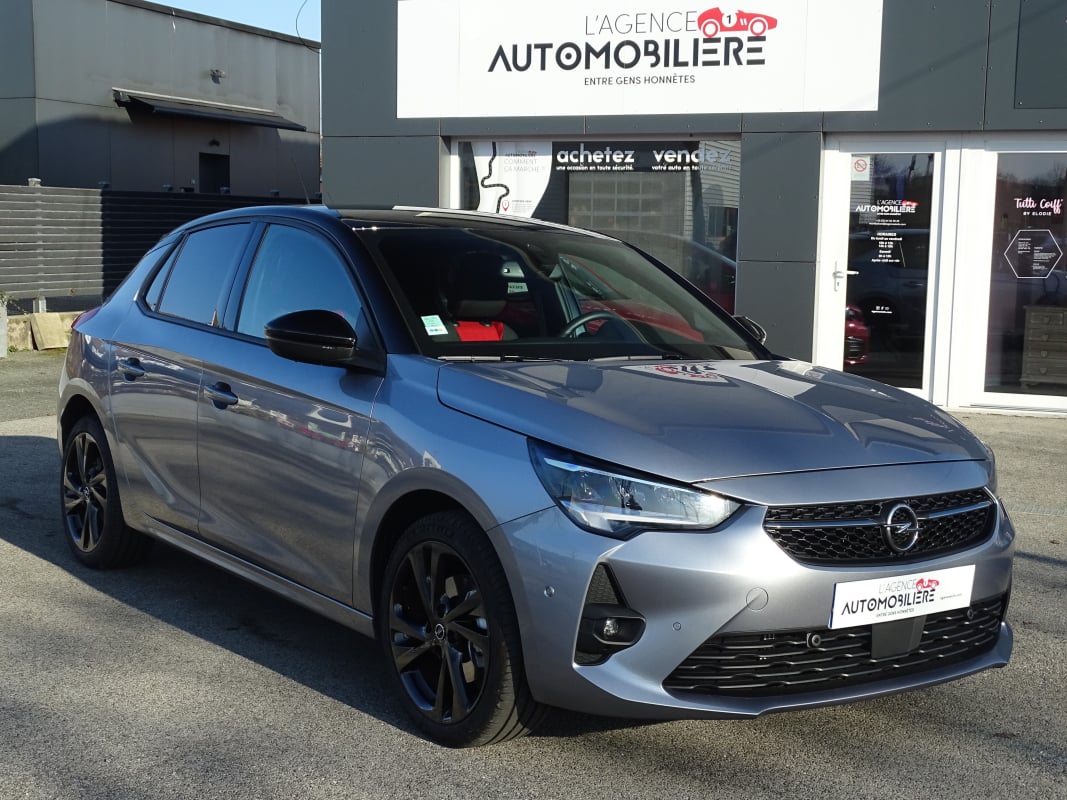 Opel Corsa 1.2 TURBO 100CH GS LINE BVM6-PREMIERE MAIN-2500KMS — 1