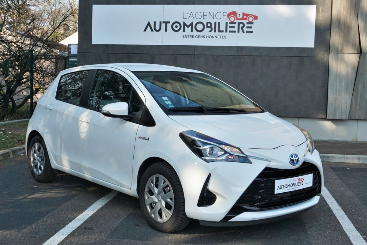 Toyota Yaris 3 HSD Hybrid 100h E-CVT 75 ch France — 1
