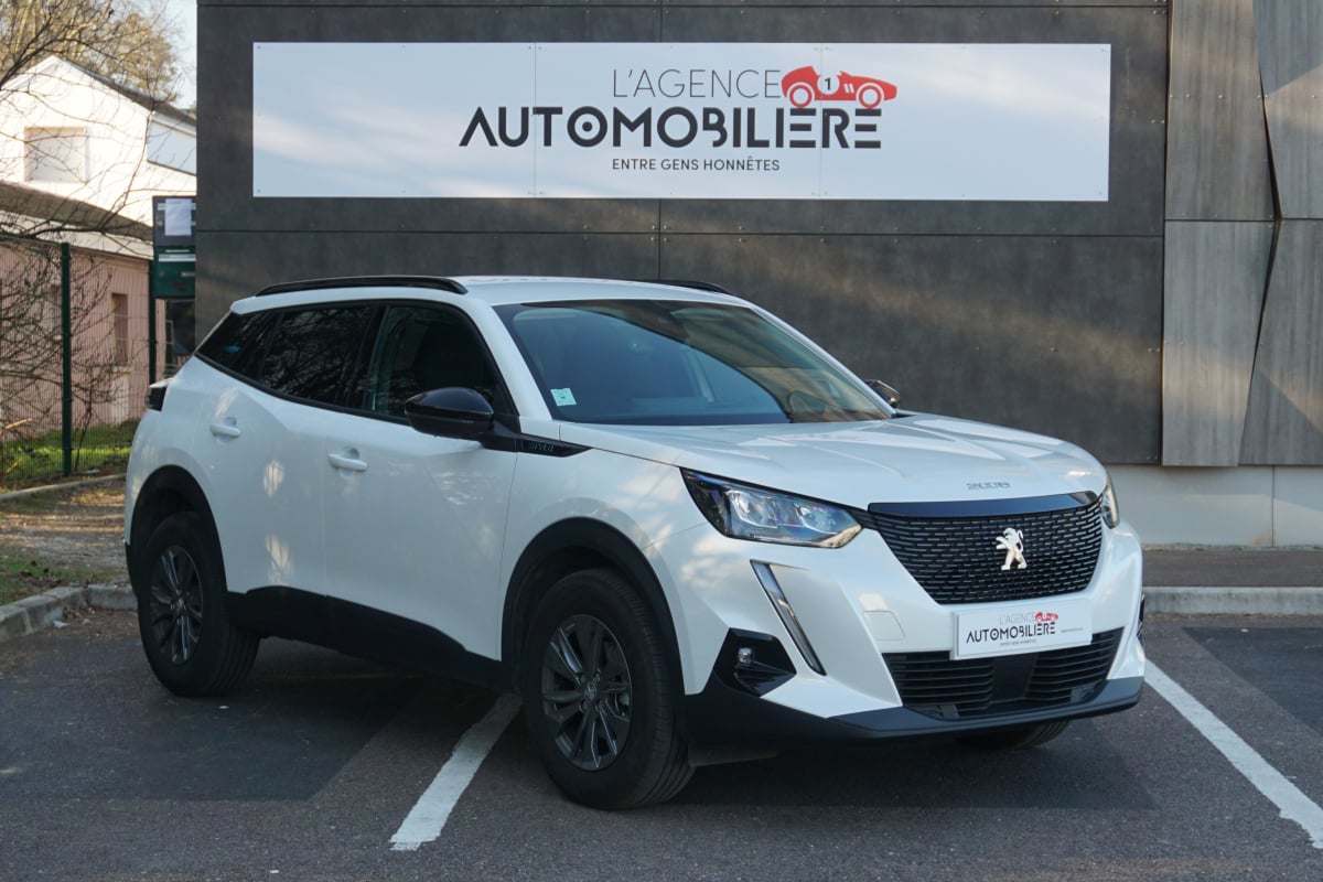 Peugeot 2008 1.2 PureTech 130 ch EAT8 Style - Garantie 05/2024 — 1