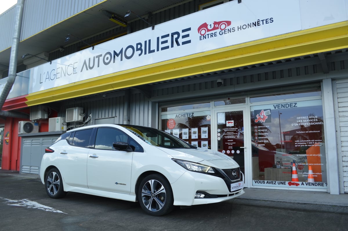 Nissan Leaf 150HP 40KWH N-CONNECTA — 1