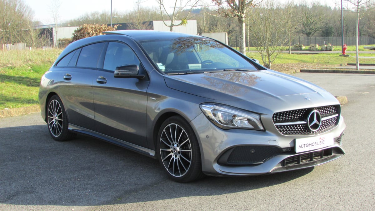 Mercedes-Benz Classe CLA 200d STARLIGHT EDITION — 1