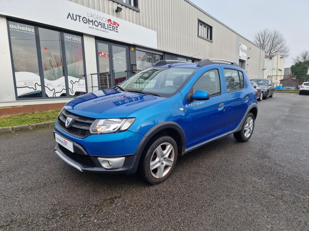Dacia Sandero 1.5 DCI 90CH STEPWAY GARANTIE 1 AN — 1