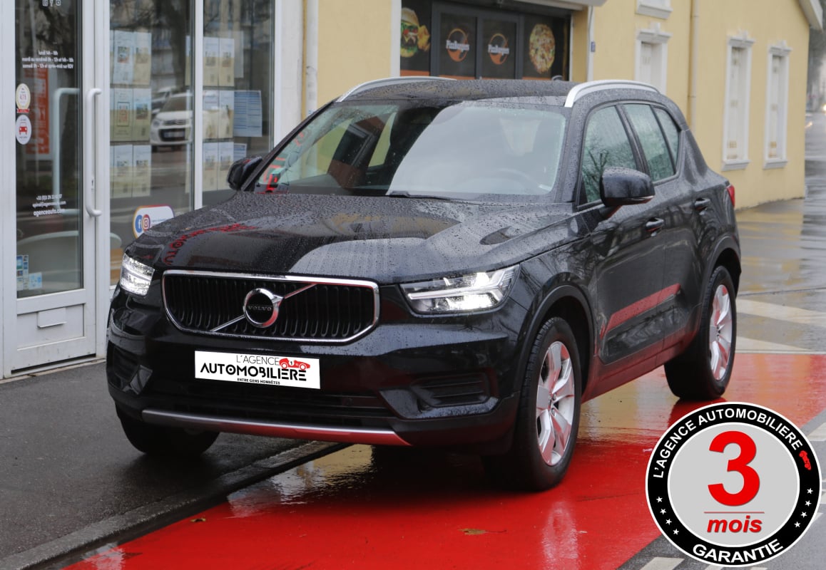 Volvo XC40 D3 2.0 TDi 150 MOMENTUM Geartronic8 — 1