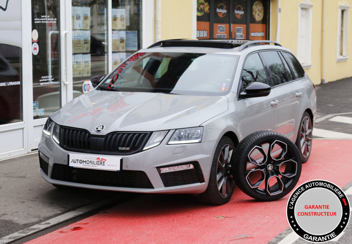 Skoda Octavia RS Combi 2.0 TDI 184 4WD DSG7 (1ère main, TO, CarPlay, Attelage amovible,...) — 1