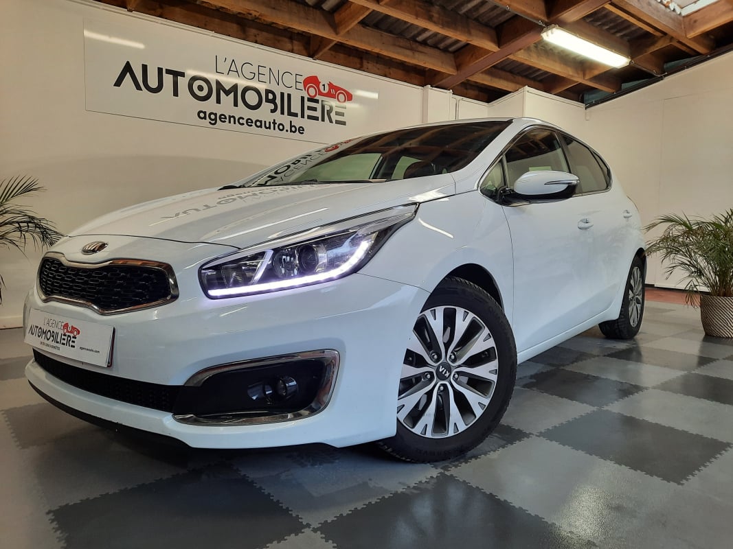 Kia Ceed 1.4i JD3 Mind ISG 101Ch Boite Manuelle 6V/ Garantie Kia 10/2023 — 1