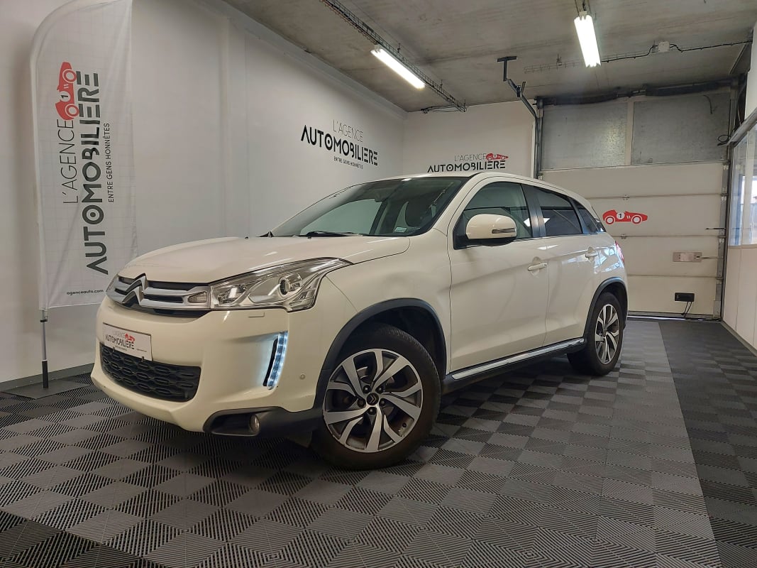 Citroen C4 Aircross 1.6 E-HDI 115 EXCLUSIVE 4X2 BV6 + ATTELAGE — 1
