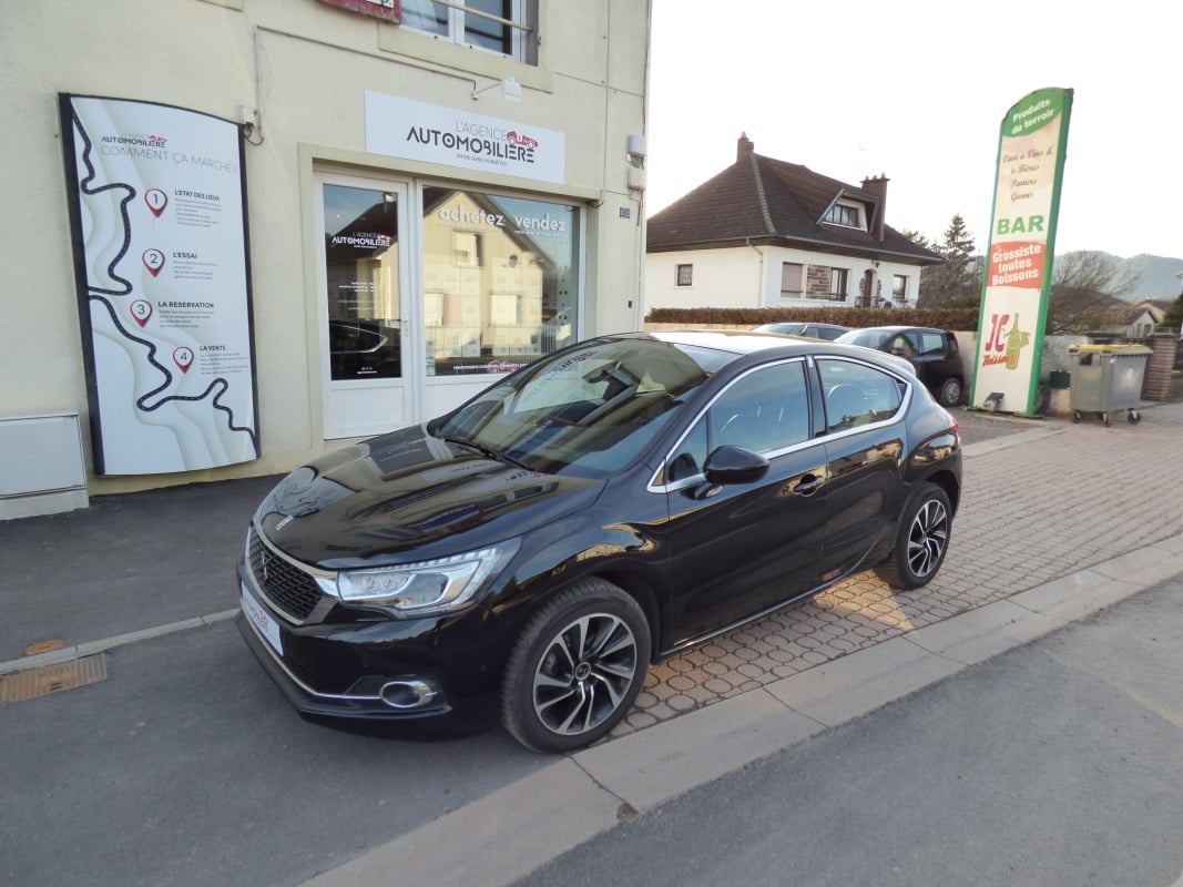 Citroen DS4 1,6 BlueHDi 120 Connected Shic BVM6 — 1