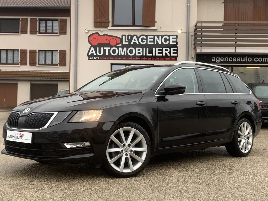 Skoda Octavia Combi Phase 2 1.5 TSI 16V DSG7 150cv — 1
