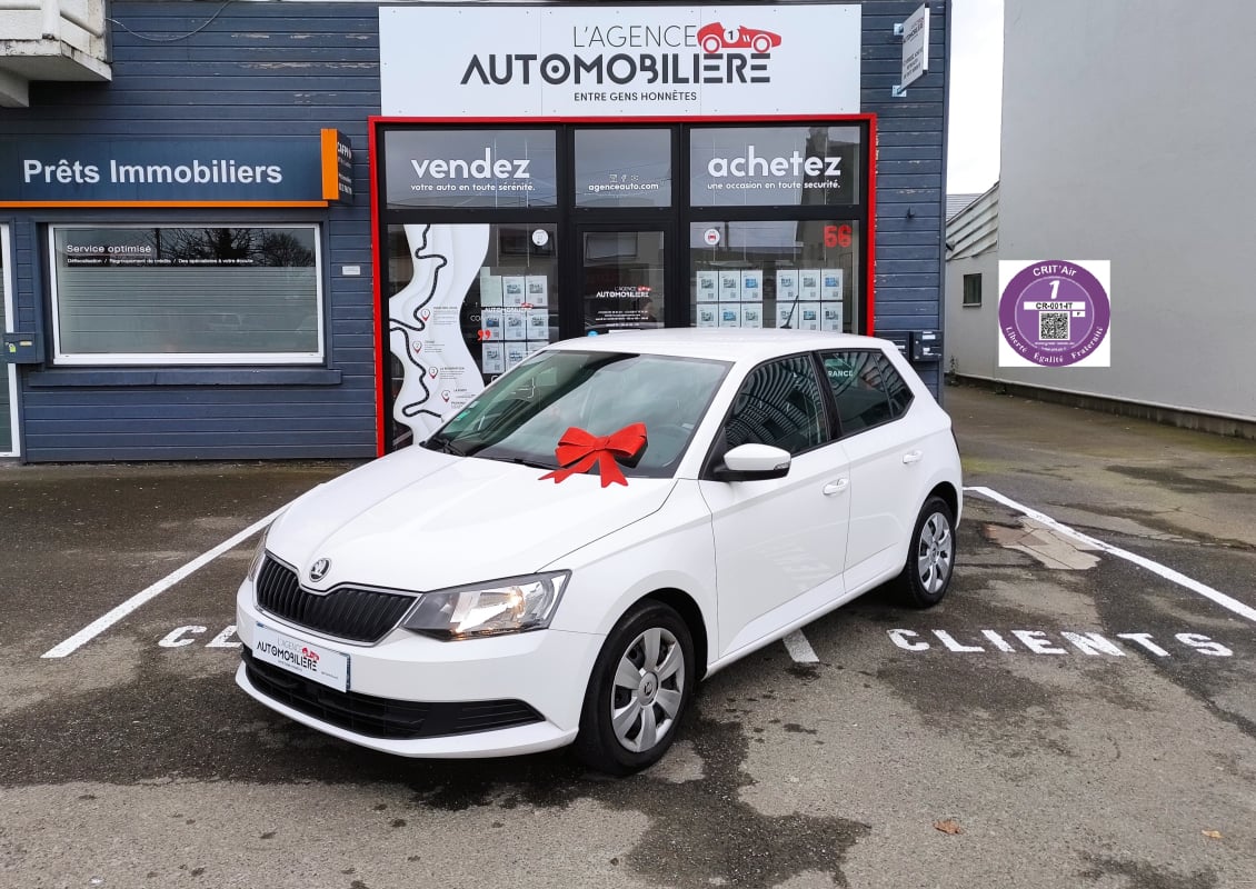 Skoda Fabia Essence 60cv BVM5 CLEVER — 1