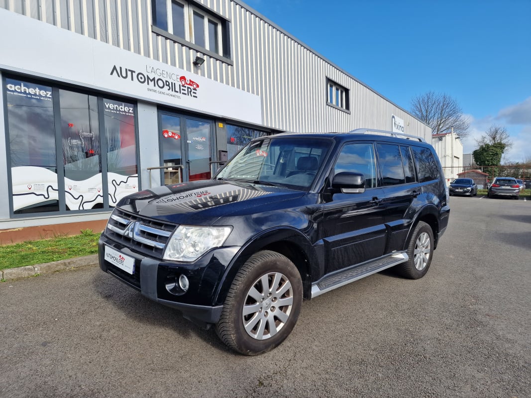 Mitsubishi Pajero LONG 3,2L DID 170Ch BVA 4x4 INSTYLE 7 PLACES GARANTIE 1 AN — 1