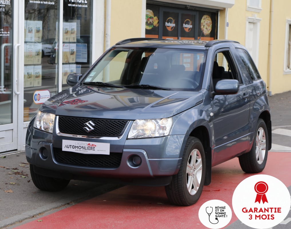 Suzuki Grand Vitara II 1.9 DDIS 129 4WD 3 Portes (Attelage, Distribution faites, Carnet...) — 1