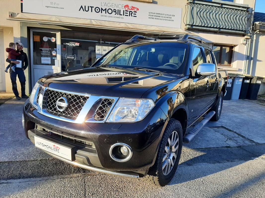 Nissan Navara 3.0 V6 231 Ultimate Edition Bose BVA — 1