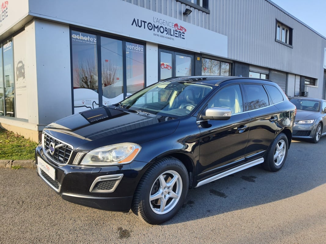 Volvo XC60 D4 2.0 163 R-DESIGN 4x2 GARANTIE 12 MOIS — 1