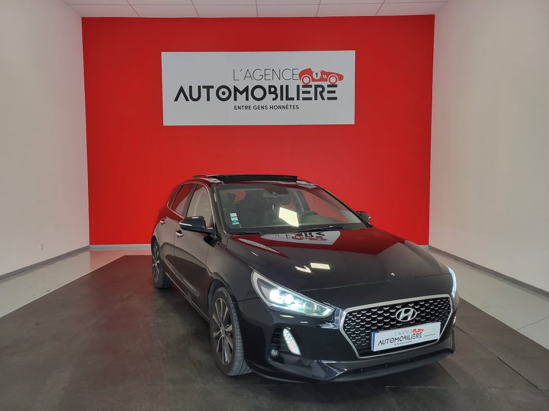 Hyundai i30 1.6 CRDI 136 CREATIVE + TOIT OUVRANT — 1