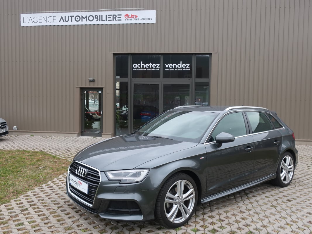 Audi A3 1.5 tsi S-Line 150Cv — 1
