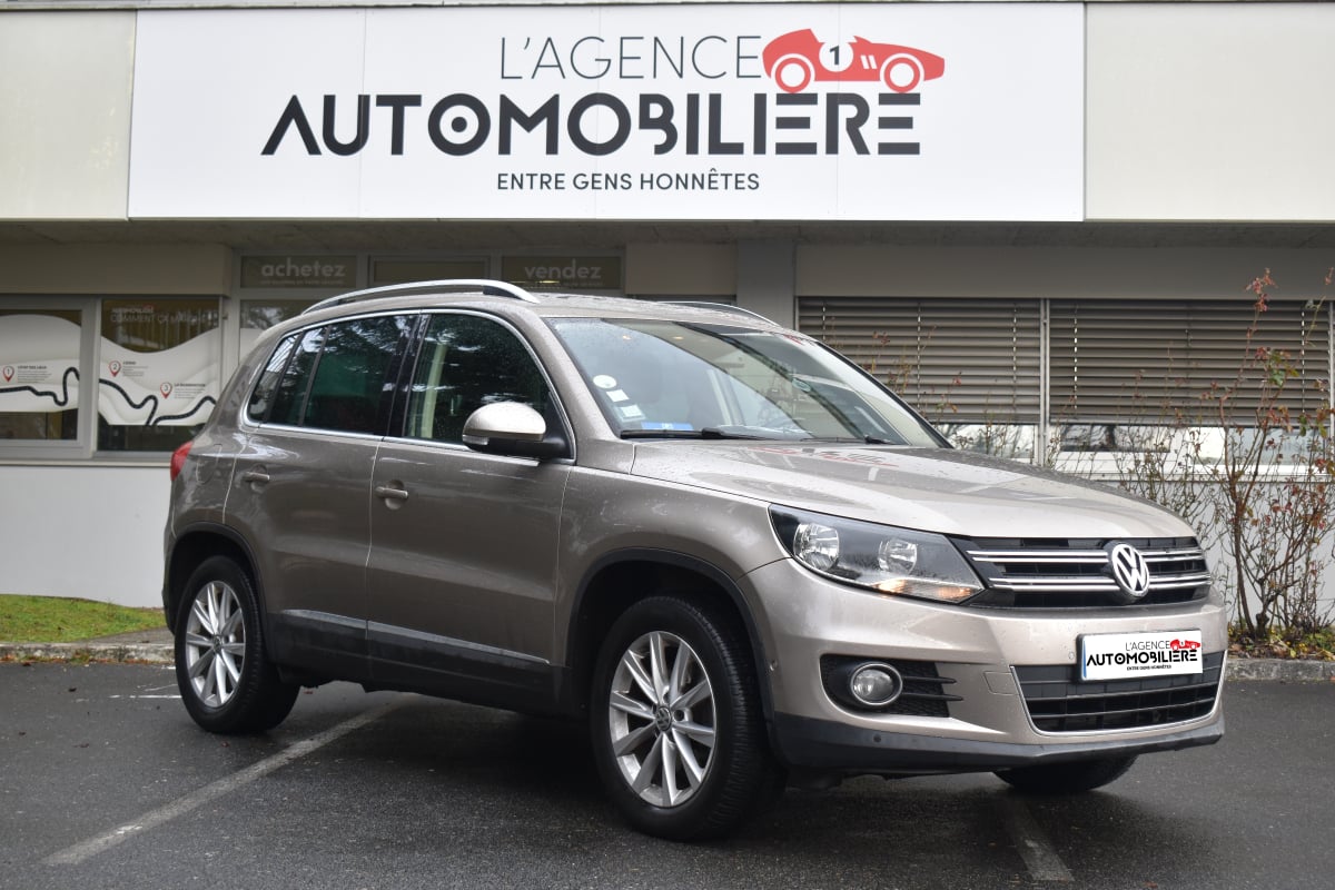 Volkswagen Tiguan CARAT Phase 2 2.0 TDi 16V 4Motion DSG7 140 cv Boîte auto — 1