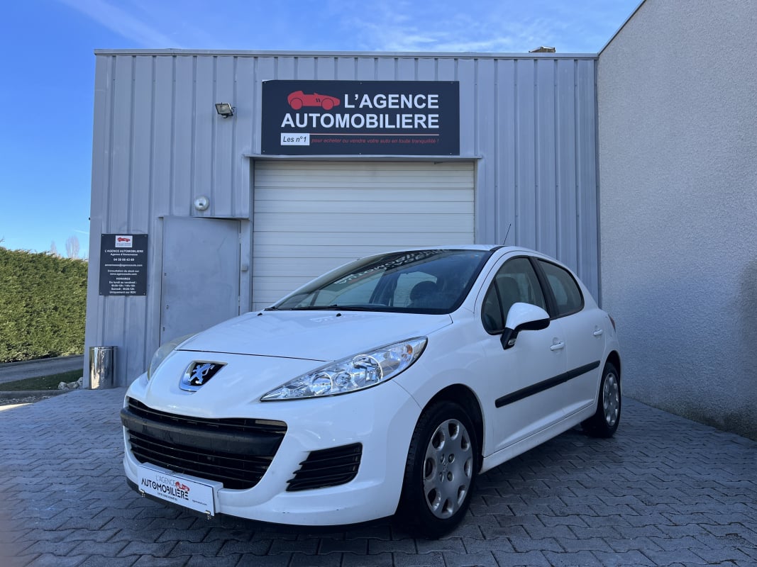 Peugeot 207 1.4 HDI 70 CV Clim — 1