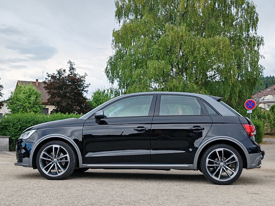 Audi A1 Phase 2 Sportback 1.4 TSI 150cv Ambition luxe — 2