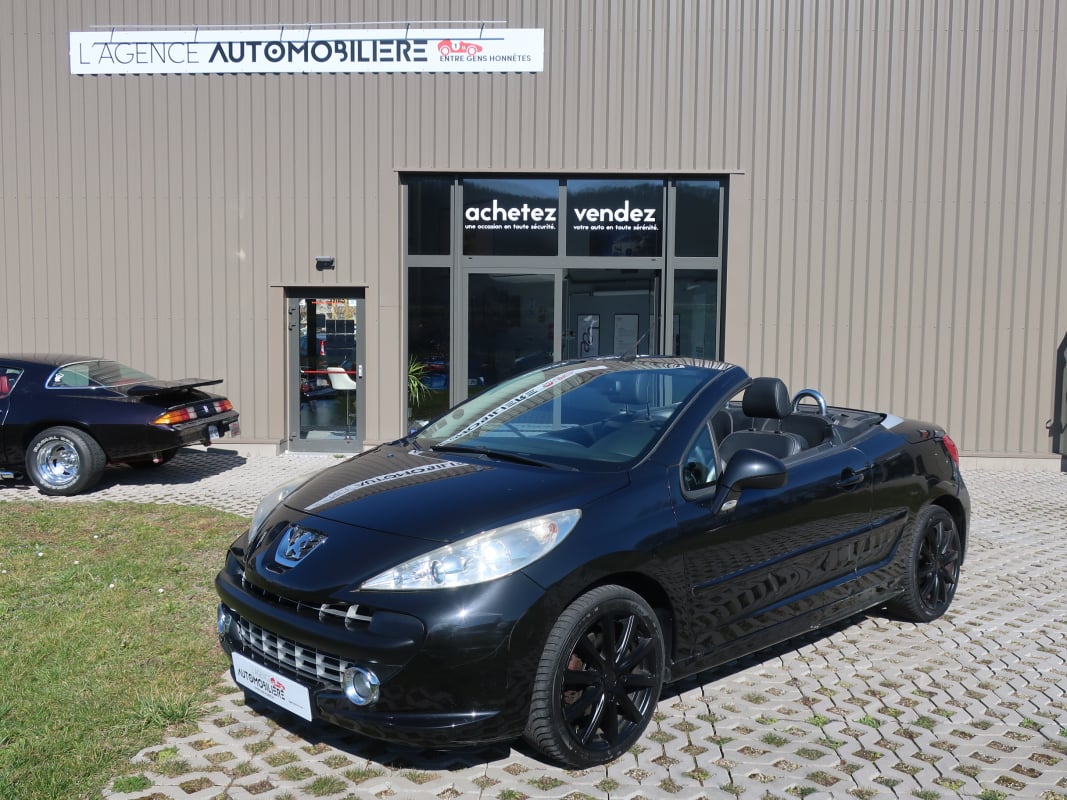 Peugeot 207 CC 1.6 HDi Sport Pack 110Cv — 1