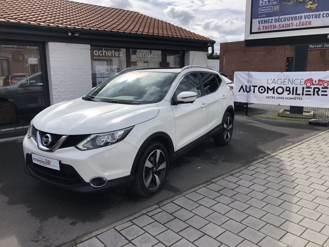 Nissan Qashqai II (2) 1.5 DCI 110 N-CONNECTA TOIT PANORAMIQUE — 1