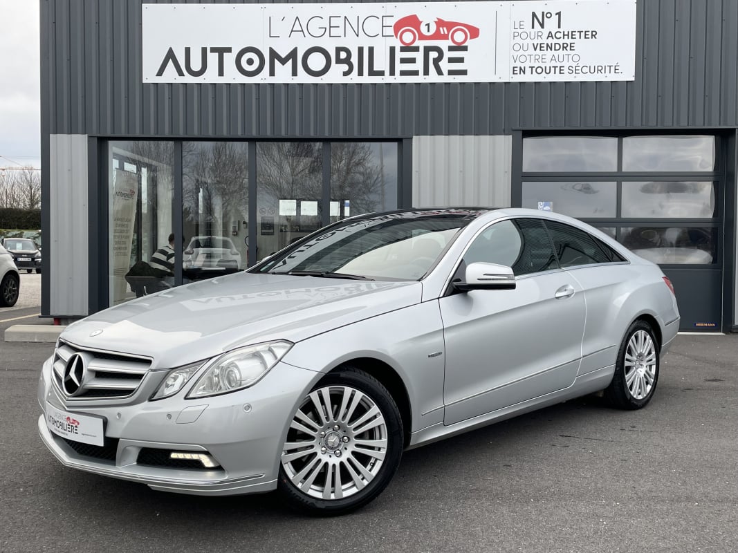 Mercedes-Benz Classe E MERCEDES CLASSE E 250 BVA COUPE — 1