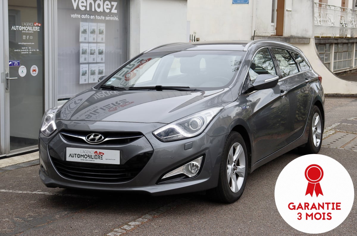 Hyundai i40 SW 1.7 CRDI 115 Business Plus BVM6 (Sièges chauffants, Son Infinity, Caméra) — 1