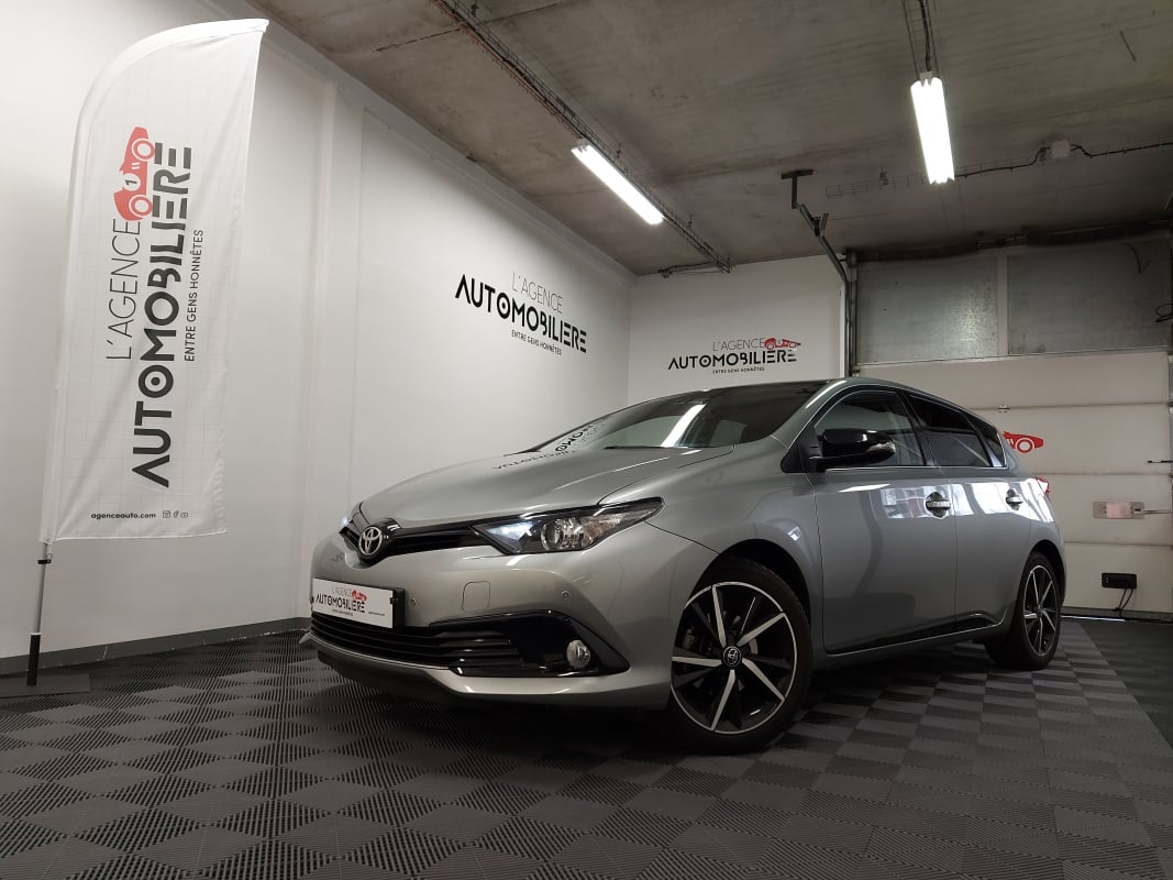 Toyota Auris II (2) 1.2T 116 COLLECTION — 1