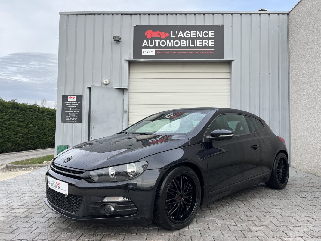 Volkswagen Scirocco III 1.4 TSI 160CH FULL BLACK — 1