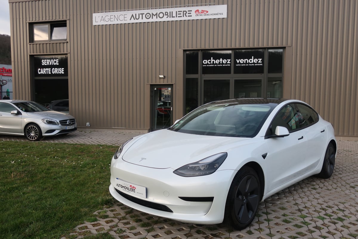 Tesla Model 3 Phase 2 Standard Plus 325Cv — 1
