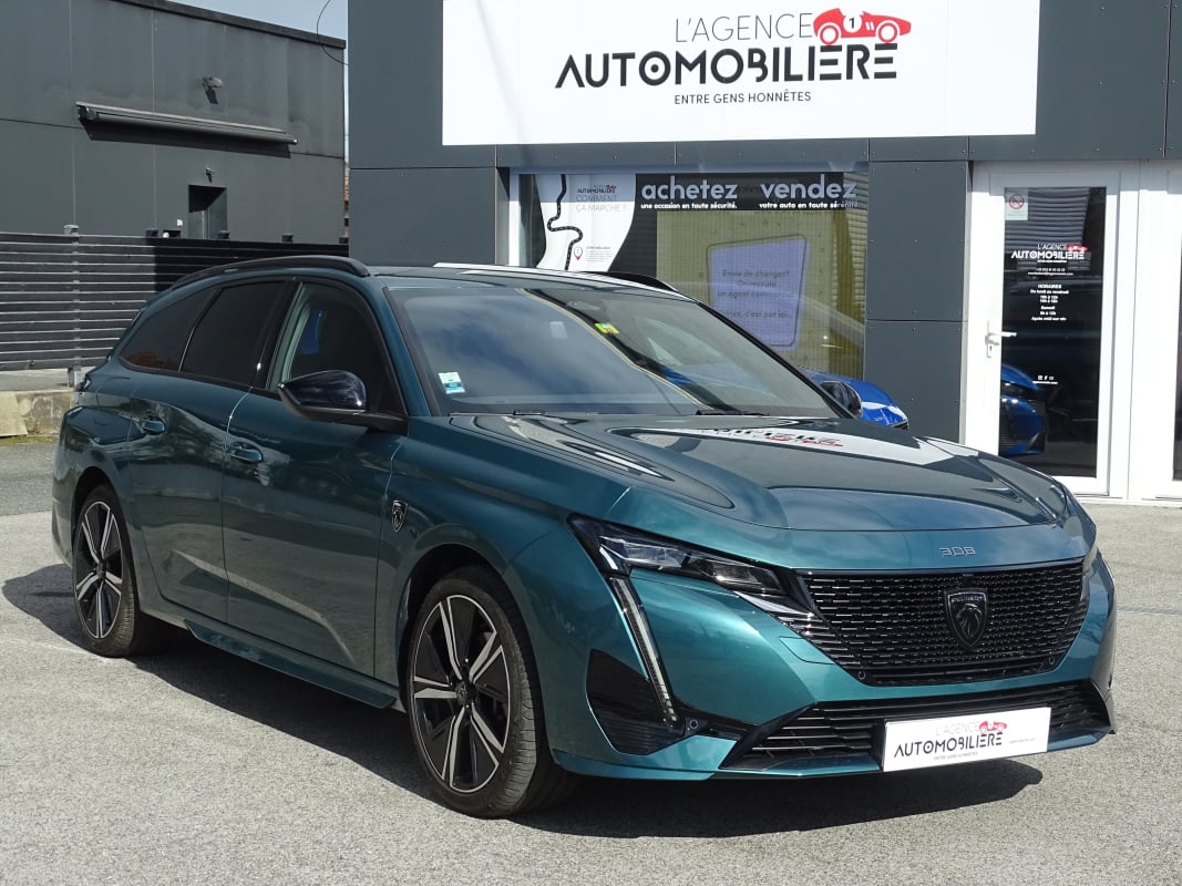Peugeot 308 SW 1.2 130 FINITION GT EAT8 + ATTELAGE — 1