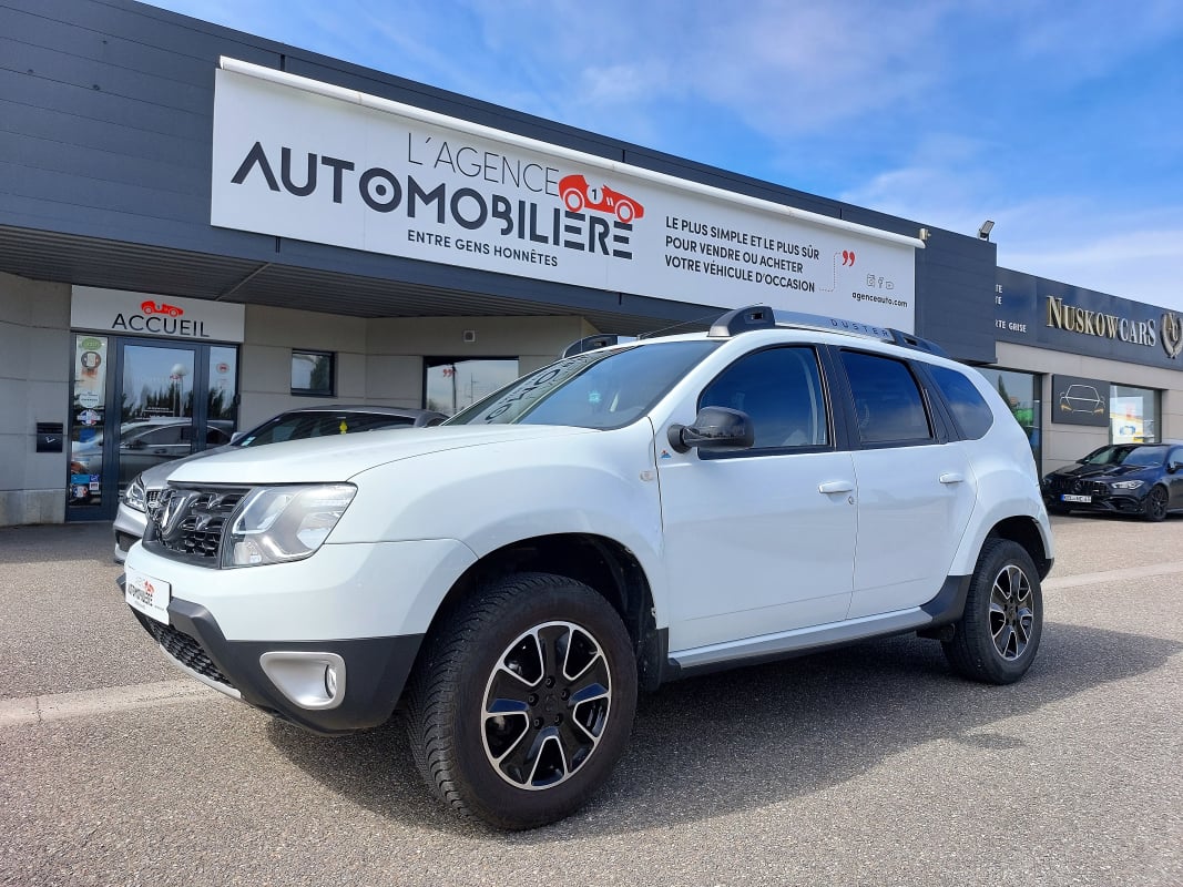 Dacia Duster 1.2 TCE 125 BLACK TOUCH 4X2 — 1