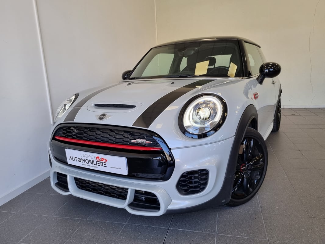 Mini John Cooper Works JCW 2.0 i 16V 231 cv BVA-TOIT OUVRANT — 1