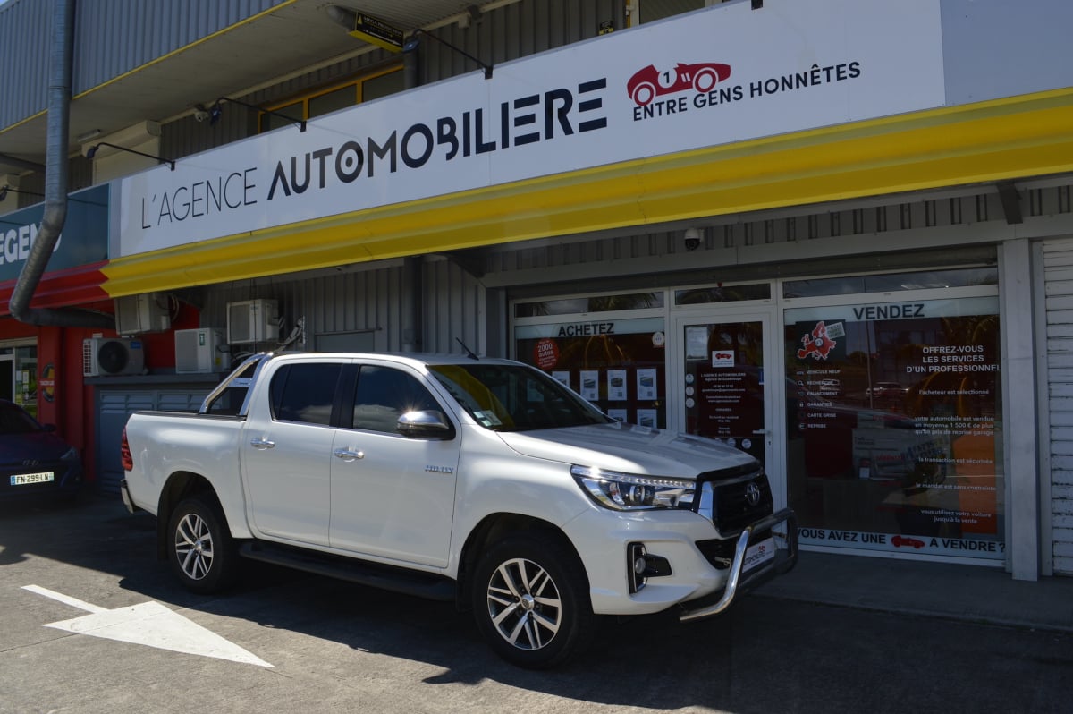 Toyota Hilux 2.4 D-4D DOUBLE CAB — 1