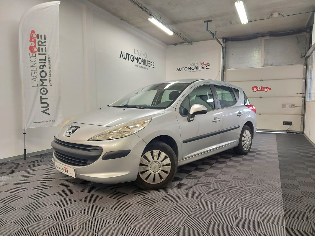Peugeot 207 SW 1.4 VTI 16V TRENDY — 1