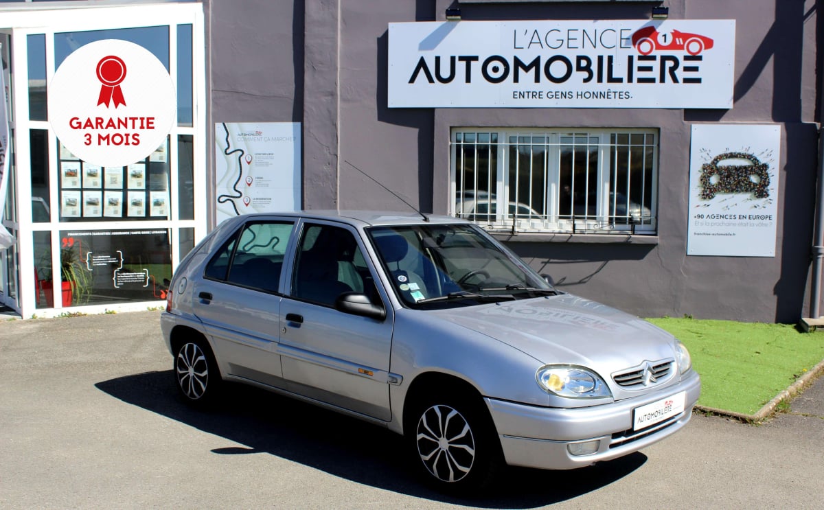 Citroen Saxo Citroen saxo 1.4 essence 75 cv — 1