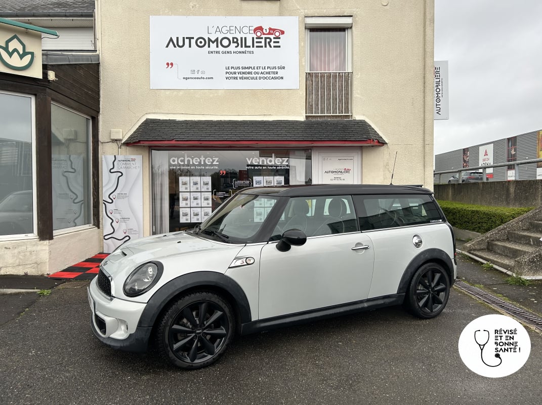 Mini Clubman 2.0 SD 143CH COOPER PACK RED HOT CHILI — 1