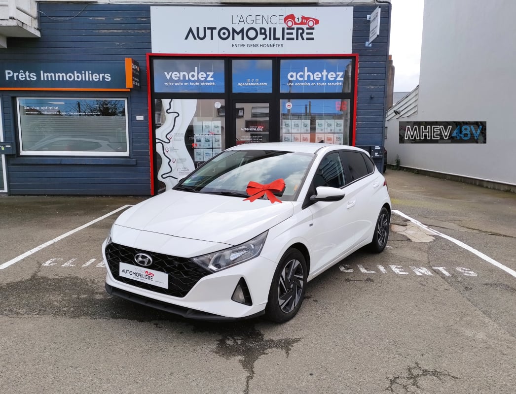 Hyundai i20 HYBRID 48V 100cv BVA7 Intuitive — 1