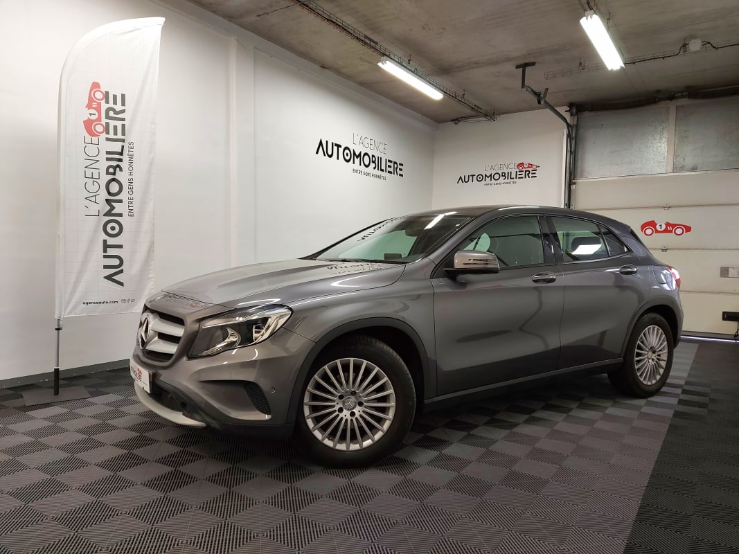 Mercedes-Benz Classe GLA 200D BUSINESS — 1