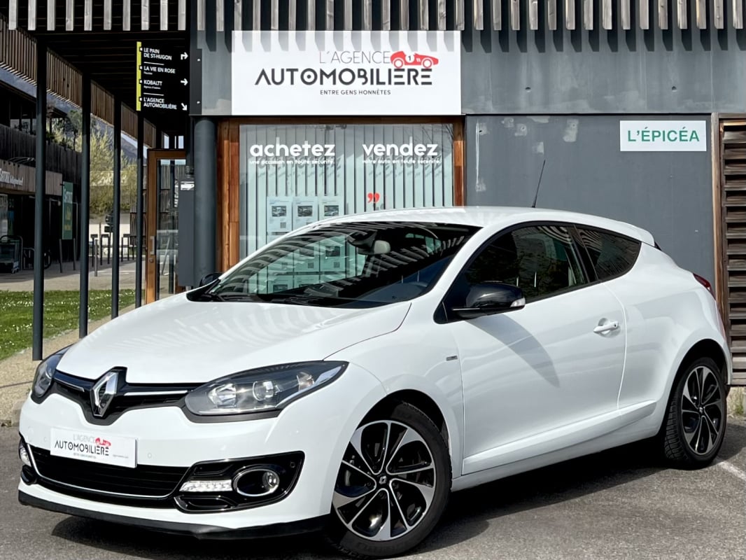 Renault Megane coupe 1.6 dCi 130 Bose — 1
