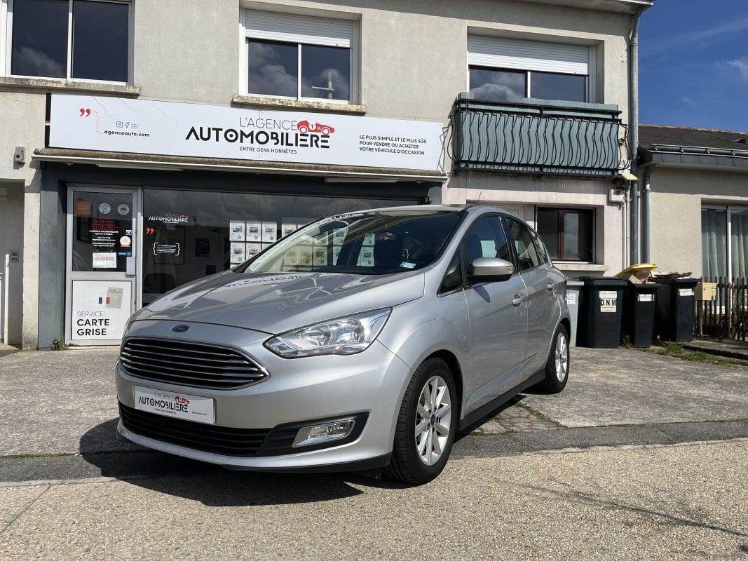 Ford C-Max 1.0 ecoboost 100cv Titanium — 1