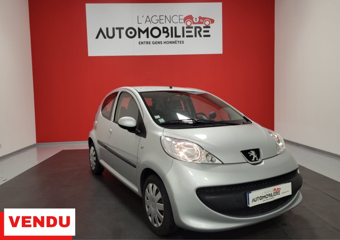 Peugeot 107 1.0L CONFORT PACK CLIM 5 PORTES — 1