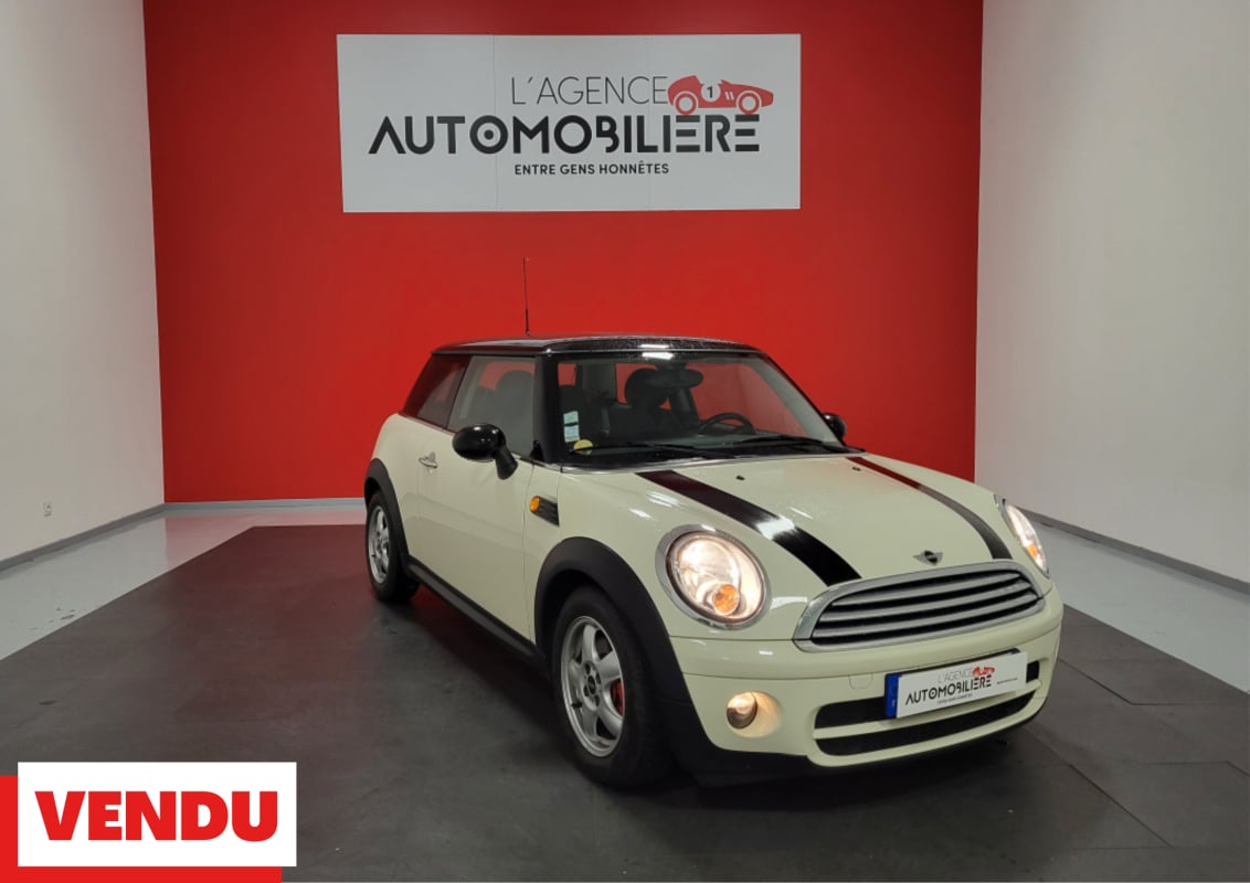 Mini Cooper D 1.6 110 CH DISTRIBUTION OK GARANTIE 6 MOIS — 1