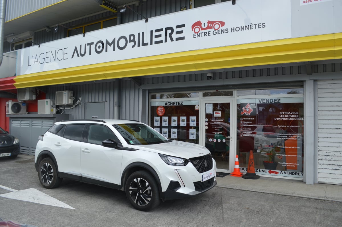 Peugeot 2008 1.2 PURETECH 130 S&S 7CV ALLURE EAT8 — 1