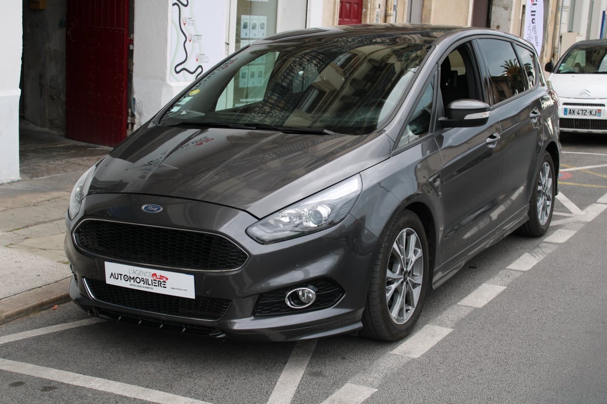 Ford S-Max 2.0 TDCI 150 ST-LINE POWERSHIFT BVA START-STOP (Caméra de recul, toit pano, coffre électrique,..) — 1