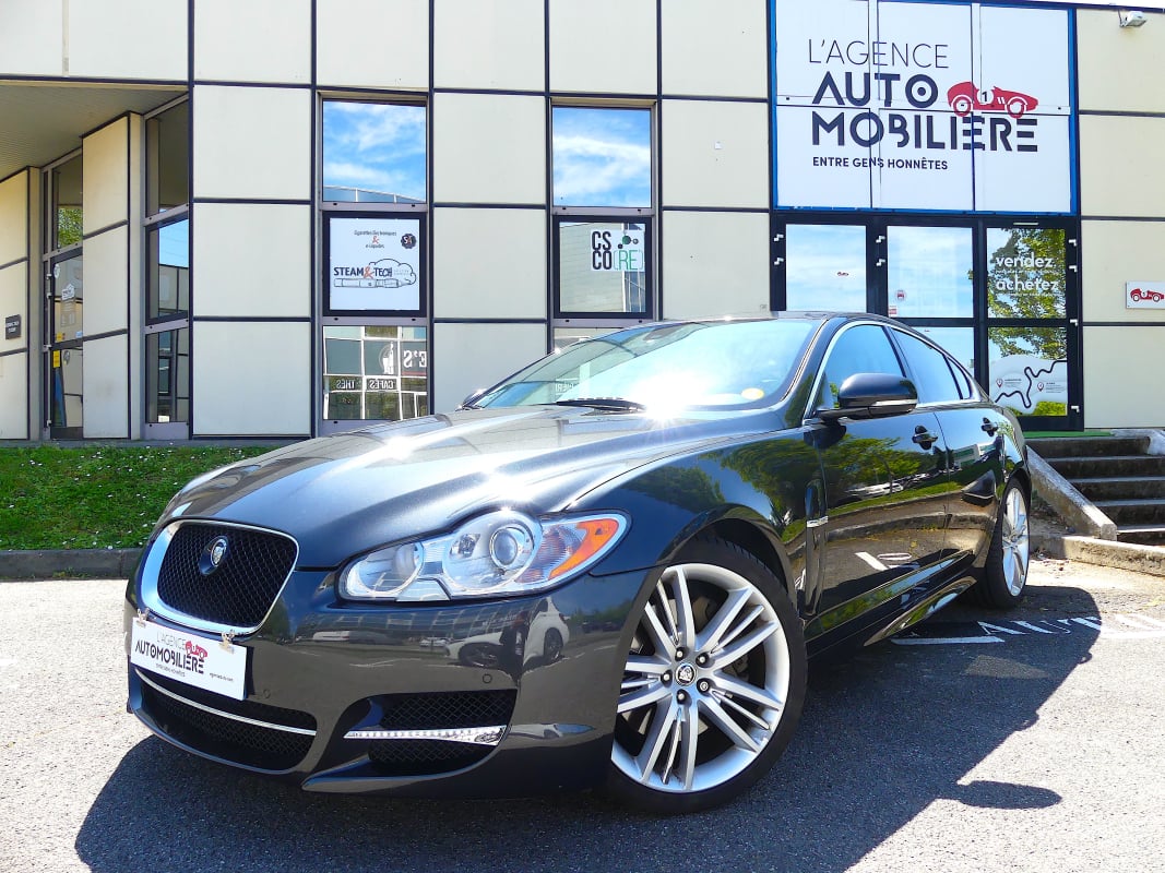 Jaguar XF 3.0 D 275ch S PORTFOLIO BVA 75th Anniversaire BVA — 1