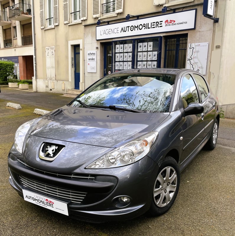 Peugeot 206+ 1.4 75 URBAN 5P — 1