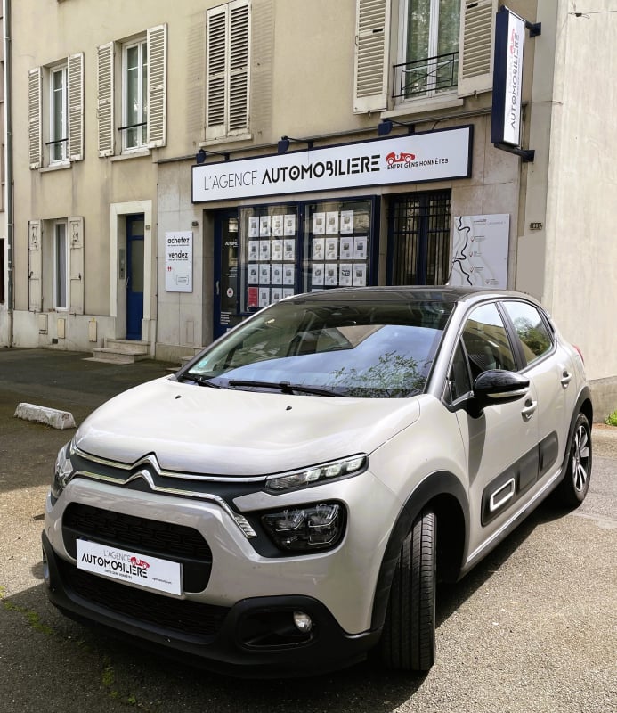 Citroen C3 1.2 PURETECH 110 EAT6 SHINE — 1