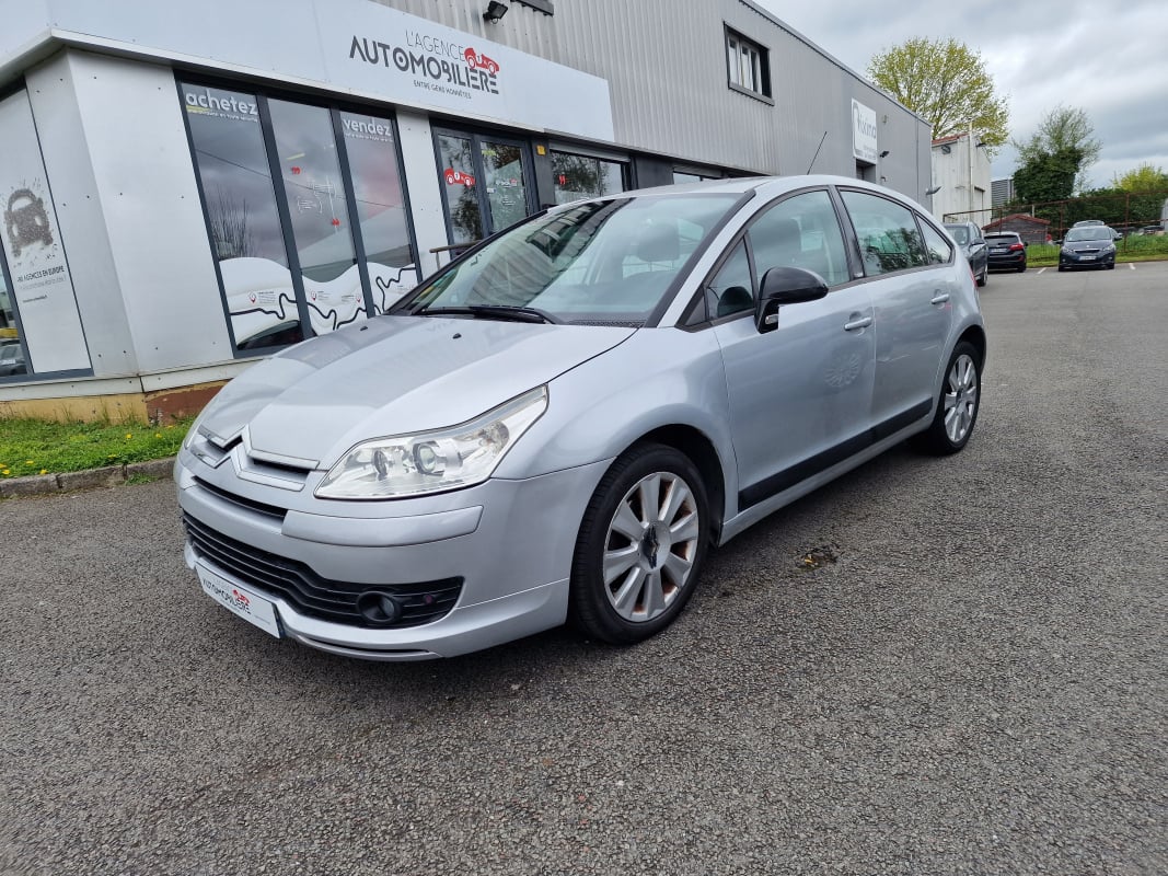 Citroen C4 1.6 HDI 110CV EXCLUSIVE — 1